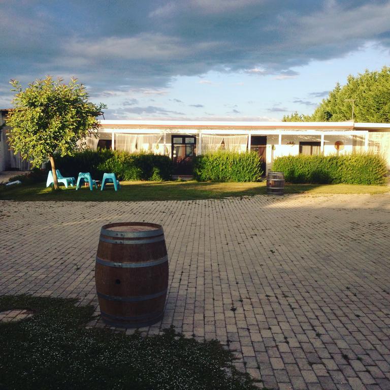 Mazzara Farm Bed & Breakfast Manduria Luaran gambar
